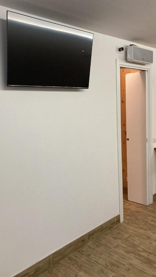 Marisole Apt Lago Rotondo Appartement Mezzana  Buitenkant foto