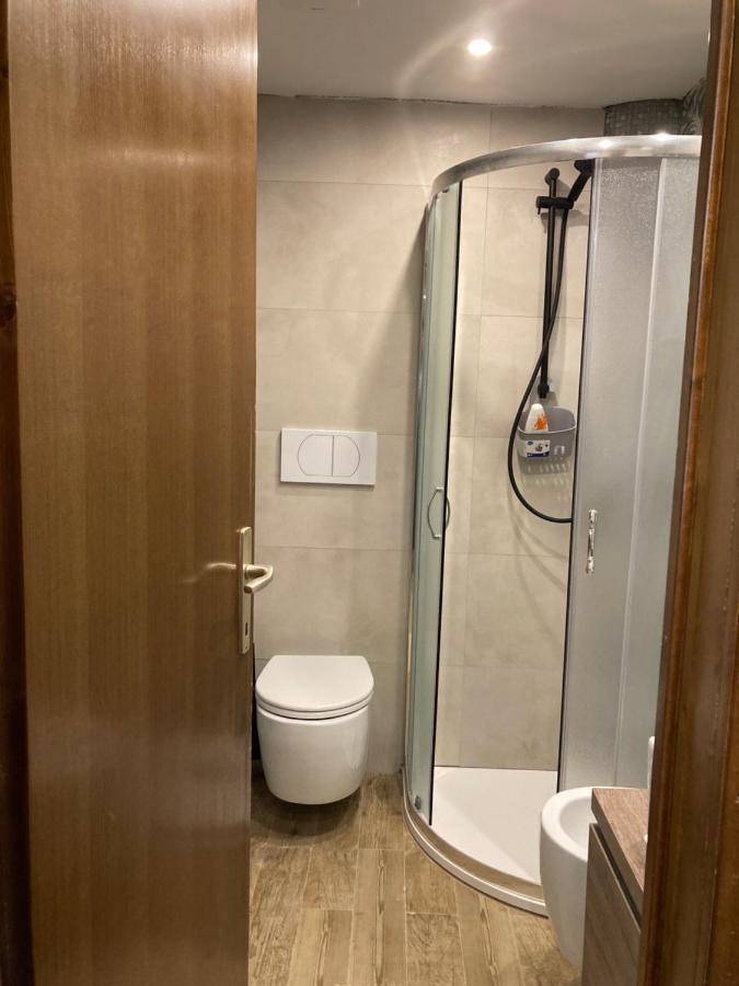 Marisole Apt Lago Rotondo Appartement Mezzana  Buitenkant foto